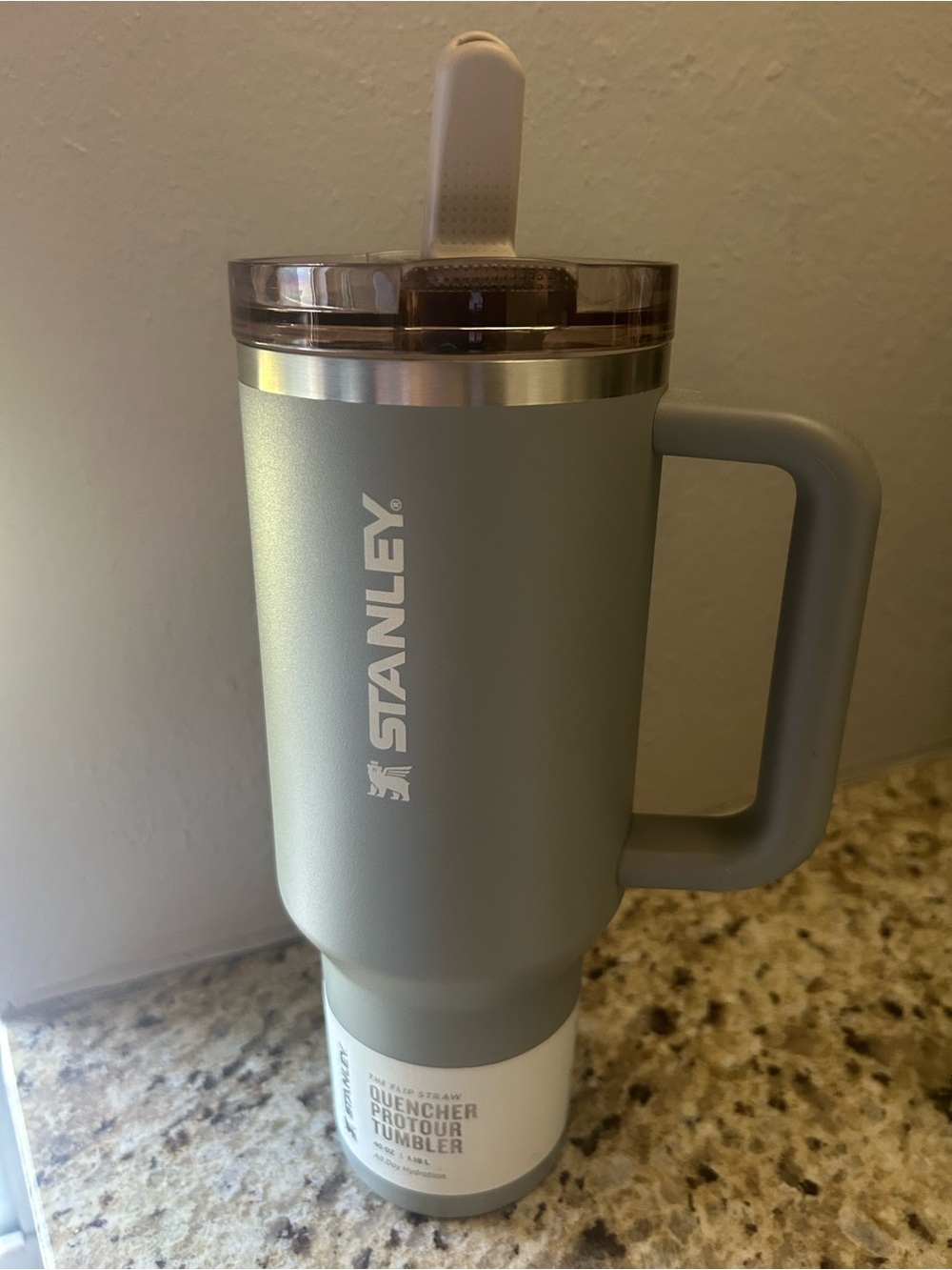 Stanley Tumbler 40 oz. Grey with Flip Straw and Clear/pink lid. New